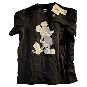 UT Uniqlo Mickey Mouse graphic tshirt NWT